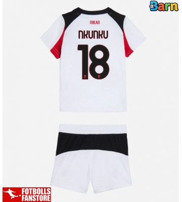 AC Milan Christopher Nkunku #18 Bortatröja Barn 2025-26 Kortärmad (+ Korta byxor)